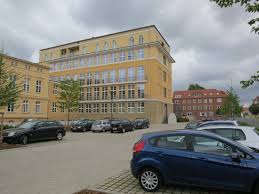 27 in schwerin lankow, ☎ telefon 0385 5490490 mit ⌚ öffnungszeiten und anfahrtsplan. Umbau Der Ehemaligen Werderklinik Zum Hauptsitz Der Vr Bank Steinhausen Justi Landschaftsarchitekten Gmbh