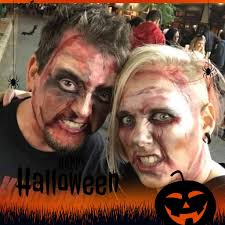 Robert Englund recently expressed his interest to return to the infamous  role of Freddy Krueger. "Maybe an animated 'NIGHTMARE ON ELM STREET' series  perhaps...something like that. It would be really fun to