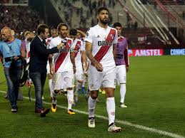 Lanus score 13 goals in the last 5 games, and river plate score 9 goals in the last 5 games. River Plate Y Lanus Se Lanzan Dardos Tras Polemica Por El Var En Copa Libertadores Internacional Futbol Peru Com