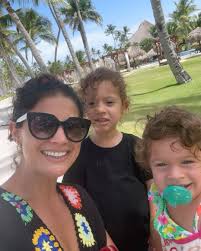 Awe! She is so beautiful😍!