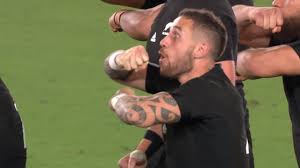 Casque de rugby, déclinaison du modèle falcon de chez gilbert, aux couleurs de la france, de. New Zealand S First Haka At Rugby World Cup 2019 Youtube
