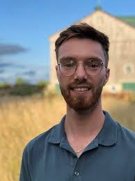 Eric Ennis's Instagram, Twitter & Facebook