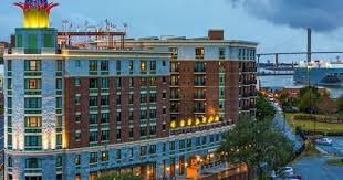 Homewood Suites By Hilton Savannah Historic District Riverfront Savannah Hotels Savannah Historic District Savannah Historic District Hotels