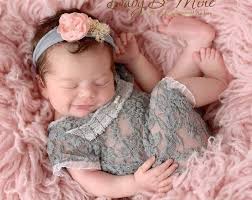 Gambar bayi lucu unik bergerak imut dan cantik kumpulan gambar cute baby wallpaper cute baby photos cute baby shower ideas. Pin Oleh Stephanie Lavasseur Karpati Di I Love Children Gambar Bayi Fotografi Baru Lahir Foto Bayi Baru Lahir