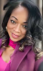 Cynthia Frey's Instagram, Twitter & Facebook