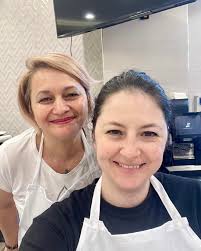 Busy Bee Party Cakes added a new photo.