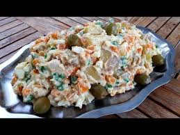 Salade Russe Ou Salade Olivier Tousencuisineavecseb Youtube Recettes De Cuisine Salade Russe Recette Salade Olivier