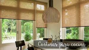 Las cortinas para la cocina agregan un toque decorativo a las ventanas que se ubican sobre los lava trastes y son muy comunes en no necesitas ser una costurera para cocer cortinas para tu cocina. Tendencias De Cortinas Para Cocina Youtube