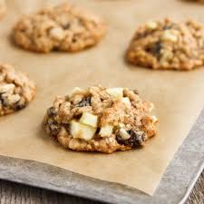 As I Was Playing Around With This Recipe For Oatmeal Cookies With Apples Raisins And Pecans All I Kept Thinking Apple Recipes Oatmeal Cookies Pecan Recipes