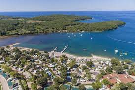 Die erstklassig eingerichteten b&b suite mobilheime sind perfekt für paare die auf der suche sind nach einem ruhigen und entspannten urlaub in der natur. Val Saline Camping Rovinj Istria Croatia