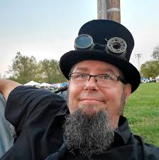 Sloppy Joe Hotdish! Served with crispy tater tots 🤤