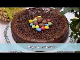 Nu este absolut necesar sa o ornatu, se poate lasa asa cum. Pasca Cu Ciocolata Bucataresele Vesele Youtube