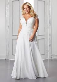 Wedding gowns focussing on curvy girls in plus sizes from a size 18uk upwards. Plus Size Wedding Dresses Julietta Collection Morilee Uk