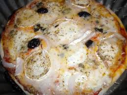 Pizza Aux Quatre Fromages Recette Recette Pizza Alimentation Pizza