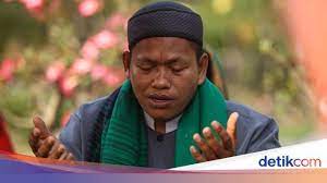 Bacaan Doa Setelah Sholat 5 Waktu Lengkap Dan Artinya