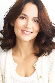 Yvette Ellison's Instagram, Twitter & Facebook