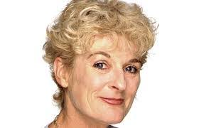 Elsa Stewart's Instagram, Twitter & Facebook