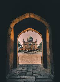 Perspicere 'to see through') is one of two types of graphical projection perspective in the graphic arts; 5 Types Of Perspective In Photography And How To Use Them Pixels And Wanderlust