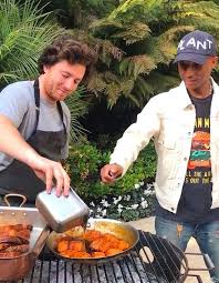 Epingle Sur Celebrites Stars