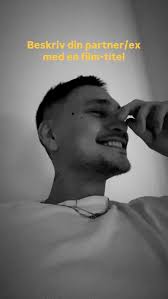 Miguel var sex år när han lämnade Guatemala för ett bättre liv i USA. Resan  dit var livsfarlig men han gjorde den för att få ett bättre liv och kunna  gå i