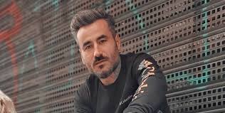 Ακολουθήστε το hello στο google news και μάθετε πρώτοι όλα τα νέα! Giwrgos Mayridhs Kristh Ka8argia Aytos 8a Einai O Koymparos Ston Gamo Toys