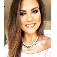 Megan Anderson (@Megananderson72)