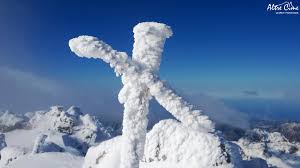 La corse sous la neige. Decouverte Monte Cintu Le Toit De La Corse Sous La Neige