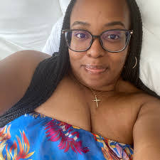 Tamika Olsen's Instagram, Twitter & Facebook