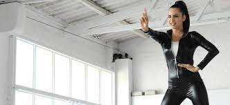 If the shoe fits popoluška v teniskách. Popelka V Teniskach 2016 Csfd Cz