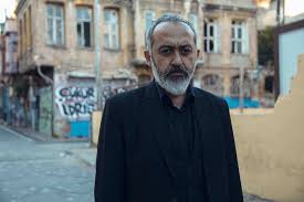 Televizyon dünyasında seslendirme sanatçısı olarak yer alan kadir çermik ayrıca made in europe filminde rol. Cukur 2017
