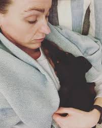 Who knows the names of Suranne's dogs?🐾😉 📸 Cr: Suranne Jones IG
