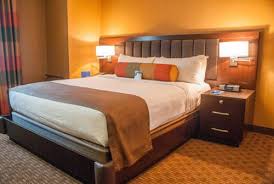 Golden Nugget Hotel Casino Las Vegas Detailed Information Get A Room Com Golden Nugget Hotel Hotel Casino Las Vegas Hotel