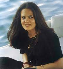 Supporters chant 'shri rajiv gandhi hamara. How Indira Gandhi Took Sonia In Her Fold Rediff Com India News