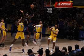 Lebron james wasn't going to let the lakers lose to the jazz on the same night they lost anthony davis. Lakers Vs Jazz Preview Starting Time Tv Schedule Injury Report Odds Silver Screen And Roll