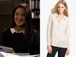 On the bus to farhampton, marshall tells marvin bedtime stories about ted, robin and barney in rhyme. Himym Season 9 Episode 11 Lisa S White Shirt Shop Your Tv