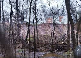 WITH VIDEO: Mudslide threatens apartments; two buildings evacuated in  Middletown