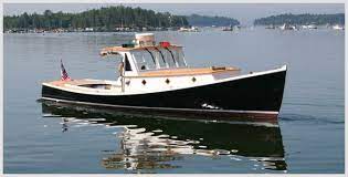 Just Launched Lindsay D Maine Boats Homes Harbors Boat Wooden Boat Plans Boat Design