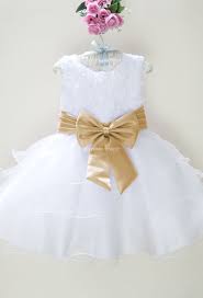 Tips + ideas · new season, new arrivals · room inspirations Robe De Cortege Enfant Blanche A Bretelles