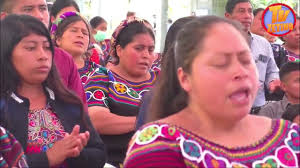 SOLISTA MARTA GRISELDA JUNTO A LA BANDA APOCALIPSIS