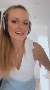 So I was challenged to do a positivity dance everyday for a week., I’ve  been working my ass of the last couple of weeks and I’m proud of myself but  sometimes during lunch the first thing I think about ...