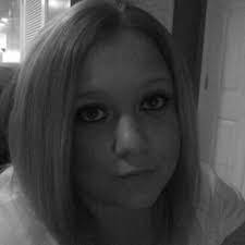 Ashley Renda's Instagram, Twitter & Facebook