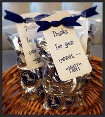 Pin By Wendy Yaksich On Pinned It And Did It Staff Gifts Employee Gifts Teacher Valentine Gifts