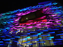 The Richard Desmond Children S Eye Centre Moorfields Eye Hospital Architravel Hospital Landscape Lighting Design Facade
