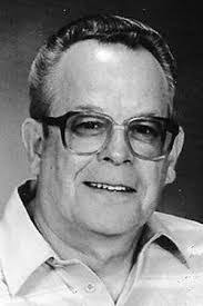 Frank Dore's Instagram, Twitter & Facebook