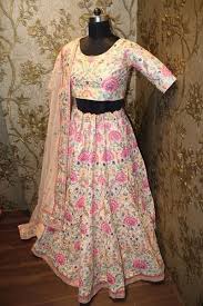 Anushka Sharma S Pretty Wedding Replica Lehenga Choli Lehenga Choli Designer Dresses Indian Party Wear Lehenga