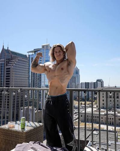 Alex Eubank: Age, Fitness Career, Faith, Girlfriend and TRT Story