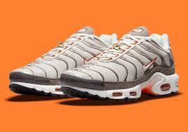 Sign in to nike membership. Nike Air Max Plus First Use Brown Db0681 200 Zamoracompany Com