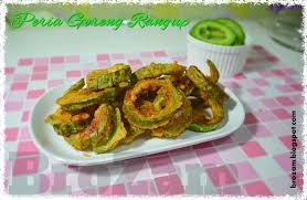 Setiap kali berkunjung ke restoran nasi kandar, selain mata tertumpu dengan keenakan ayam goreng panas pasti anda akan tertarik juga dengan salah satu jenis sayur yang disajikan. Brozam Cubatry Peria Petola Goreng Rangup In 2021 Vegetable Recipes Food Recipes