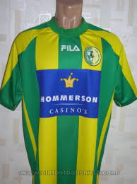 'zou ridicuul zijn als wij tegenstanders zouden onderschatten' feyenoord verhuurt achraf el bouchataoui aan rkc; Ado Den Haag Home Football Shirt 2003 2004