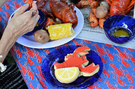 The stage is set, the menu is ready ! Lobster Boil Party How To Host And Recipes For Success